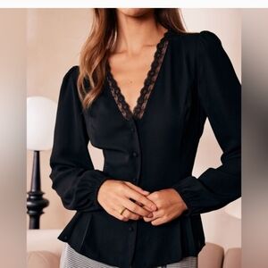 Rihoas Lace Trim Blouse NWOT Large